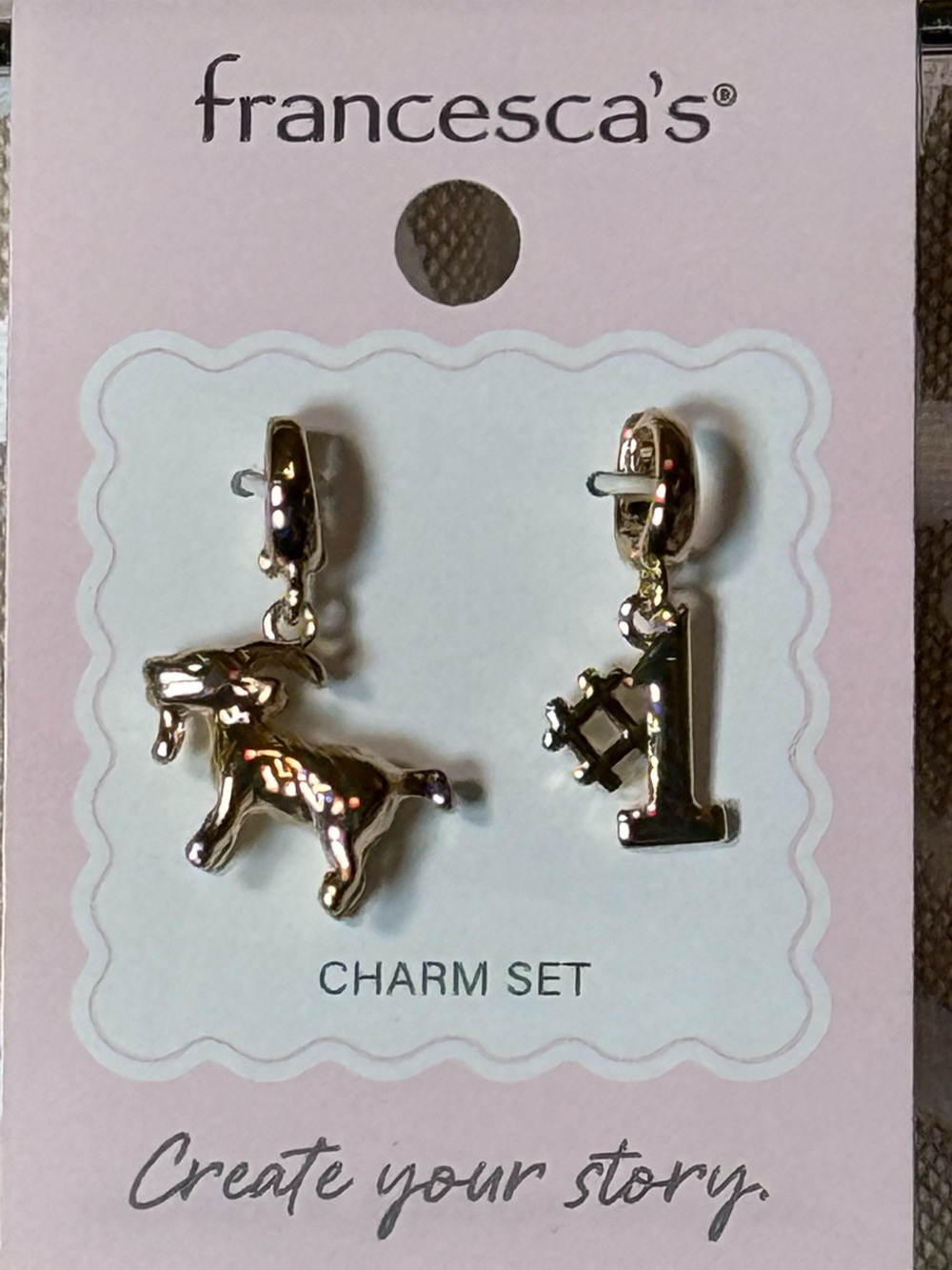 Francesca's Collections Charm Set  Goldtone G.O.A.T & # 1 Charm Set